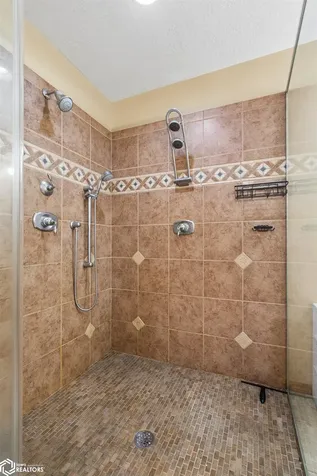 5515 Ferres Lane Burlington IA 52601
