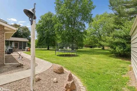 5515 Ferres Lane Burlington IA 52601