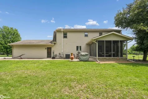 5515 Ferres Lane Burlington IA 52601