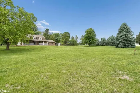5515 Ferres Lane Burlington IA 52601