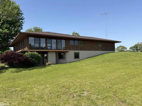 2541 290th Street Montrose IA 52639