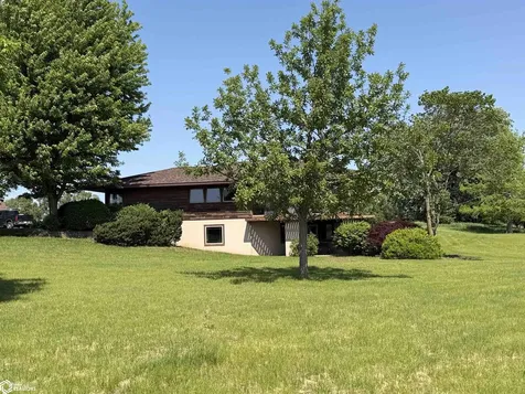 2541 290th Street Montrose IA 52639