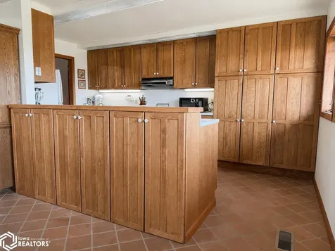 2541 290th Street Montrose IA 52639