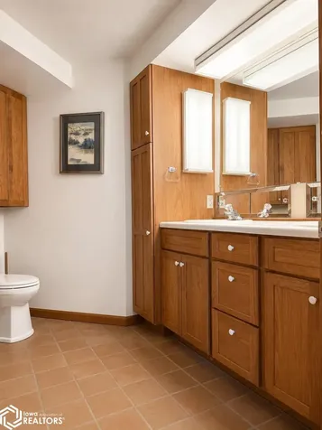 2541 290th Street Montrose IA 52639