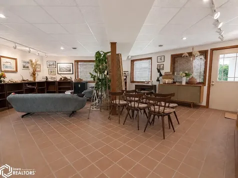 2541 290th Street Montrose IA 52639