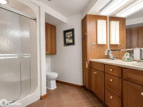 2541 290th Street Montrose IA 52639