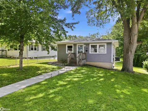 804 Argyle Court Burlington IA 52601