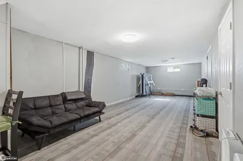 804 Argyle Court Burlington IA 52601