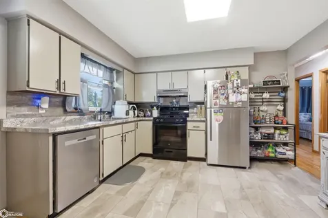 804 Argyle Court Burlington IA 52601