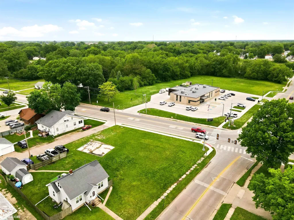 333 Curran Street Burlington IA 52601