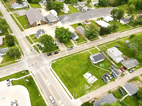 333 Curran Street Burlington IA 52601