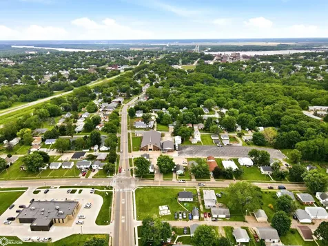 333 Curran Street Burlington IA 52601
