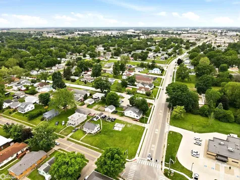 333 Curran Street Burlington IA 52601