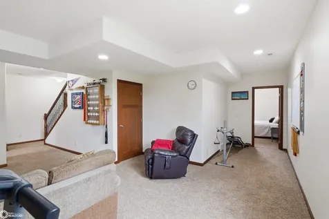 24120 M Avenue Grundy Center IA 50638