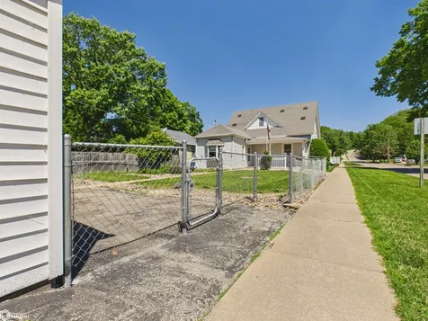 1502 Avenue C Fort Madison IA 52627