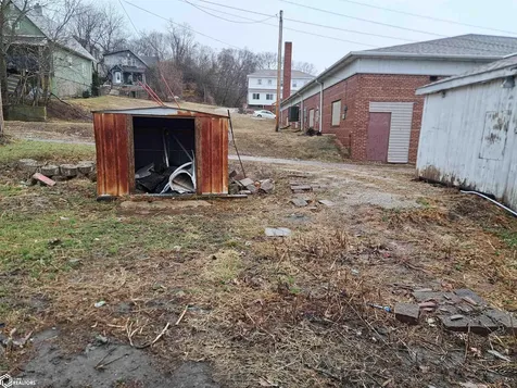 105 S 6th Street Burlington IA 52601