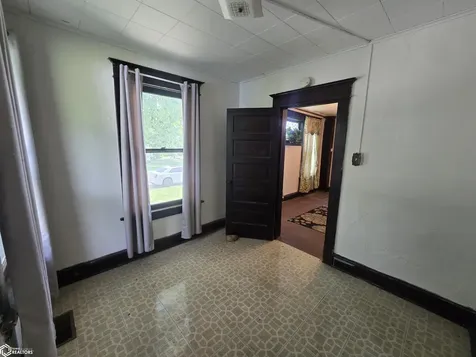 302 N Van Buren Avenue Ottumwa IA 52501