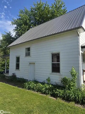 302 N Van Buren Avenue Ottumwa IA 52501