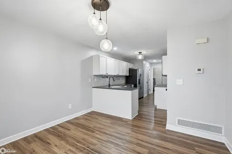 1079 74th Street NE Cedar Rapids IA 52402