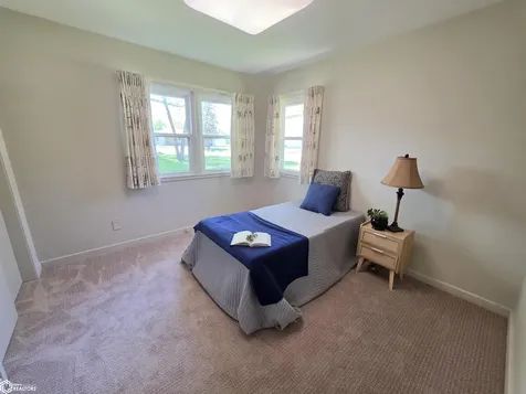 1748 Hillcrest Drive Mason City IA 50401