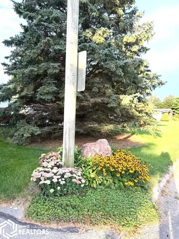 201 W 4th Street Packwood IA 52580
