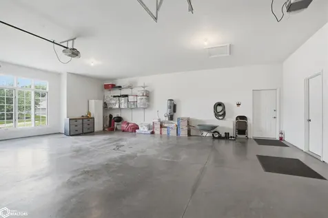 5547 Fairway Drive Burlington IA 52601