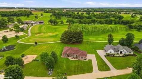 5547 Fairway Drive Burlington IA 52601