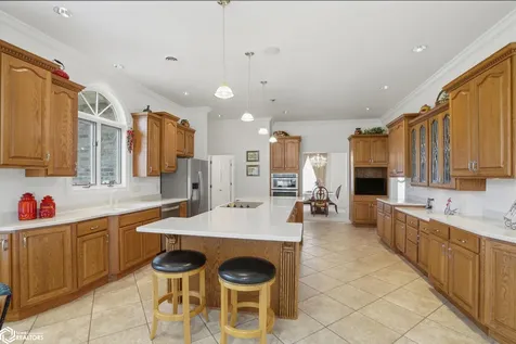 5547 Fairway Drive Burlington IA 52601
