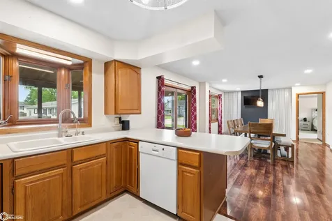 409 4th Street SW State Center IA 50247