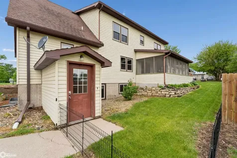 409 4th Street SW State Center IA 50247