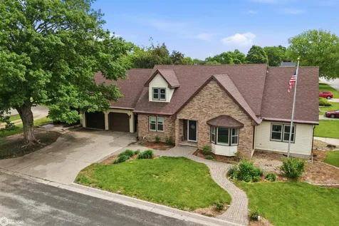 409 4th Street SW State Center IA 50247