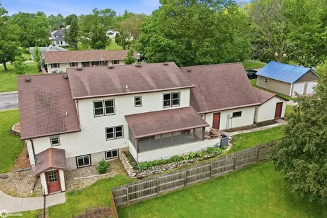 409 4th Street SW State Center IA 50247