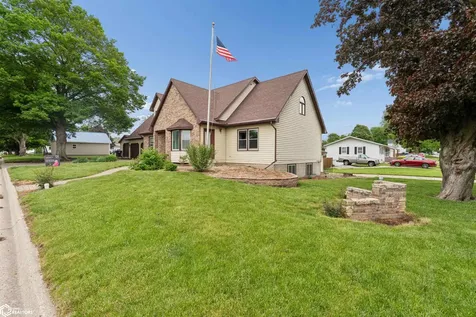 409 4th Street SW State Center IA 50247