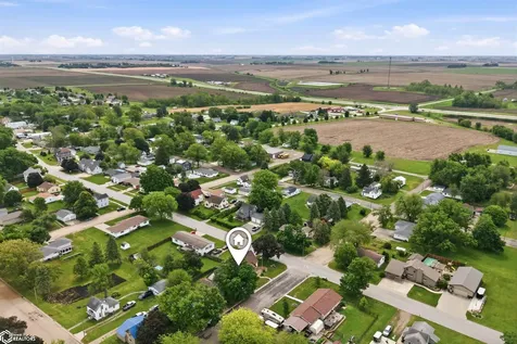 409 4th Street SW State Center IA 50247