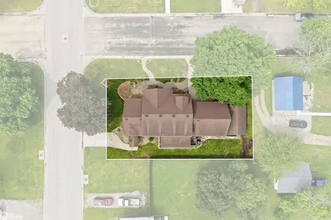 409 4th Street SW State Center IA 50247