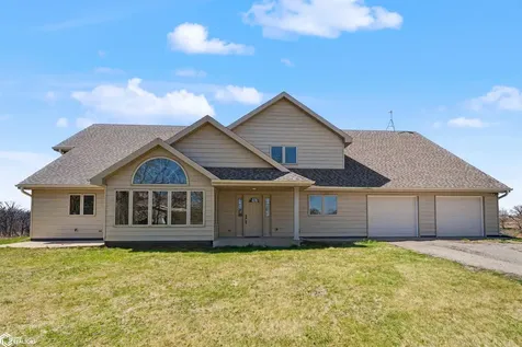 4224 20th Street Grinnell IA 50112