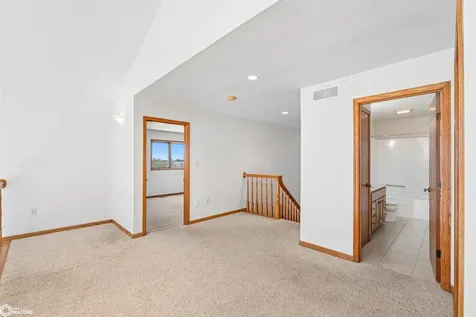4224 20th Street Grinnell IA 50112