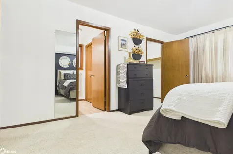 303 S 2nd Street Oskaloosa IA 52577