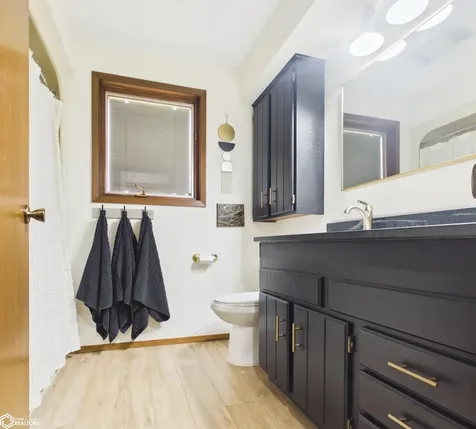 303 S 2nd Street Oskaloosa IA 52577