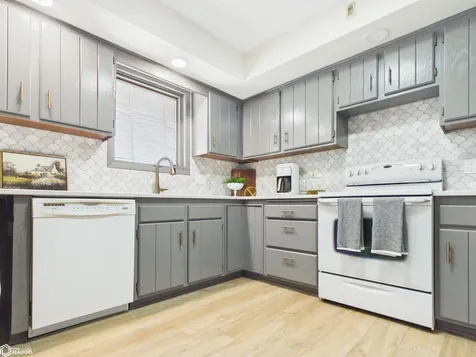 303 S 2nd Street Oskaloosa IA 52577