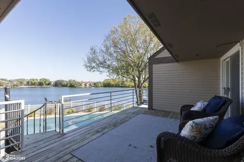 1000 Briarstone Drive Mason City IA 50401