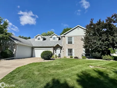 1509 Orchard Meadow Drive Burlington IA 52601