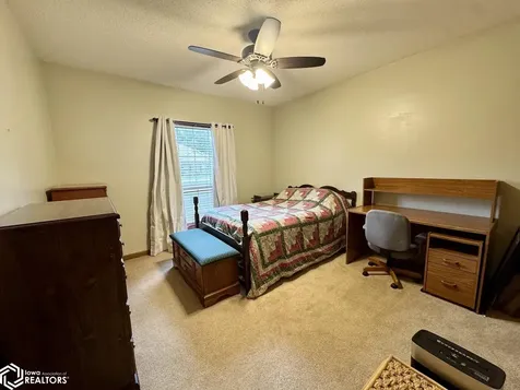 1509 Orchard Meadow Drive Burlington IA 52601