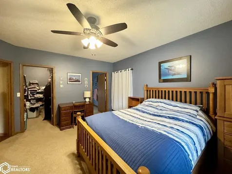 1509 Orchard Meadow Drive Burlington IA 52601
