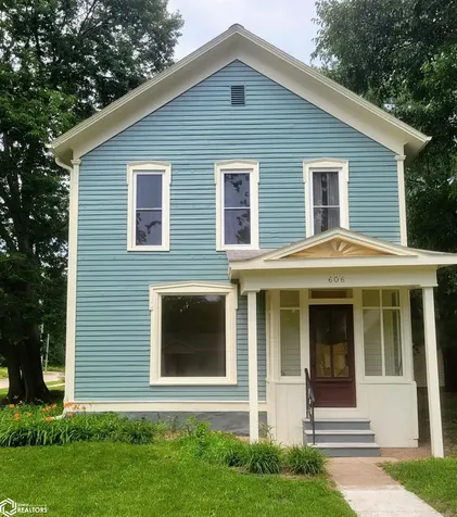 606 S 3rd Street Fairfield IA 52556