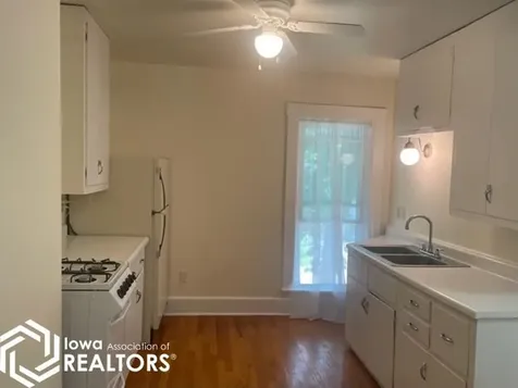 606 S 3rd Street Fairfield IA 52556