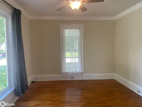 606 S 3rd Street Fairfield IA 52556