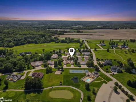 5582 Chip Shot Drive Burlington IA 52601