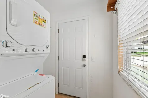 335 E L Street Forest City IA 50436