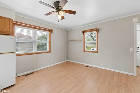 335 E L Street Forest City IA 50436
